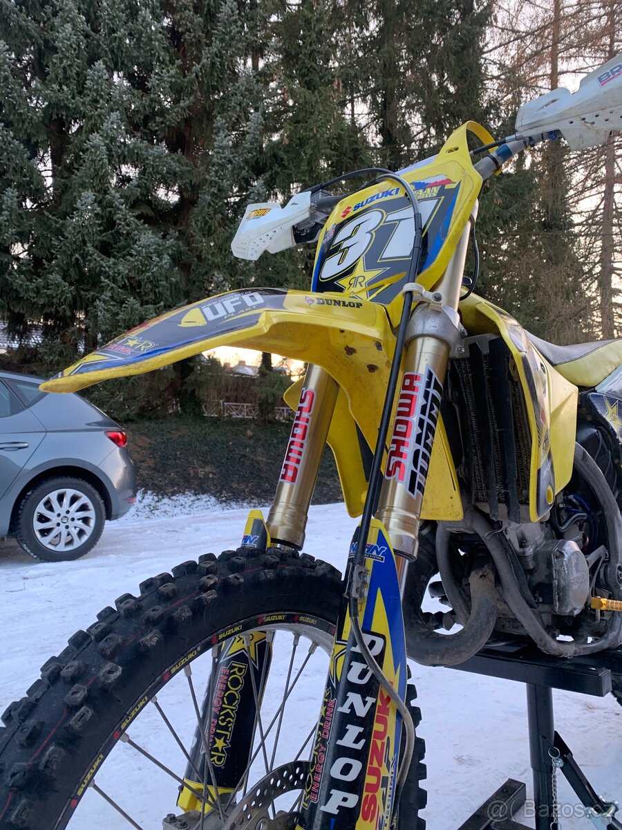 Suzuki rm 125