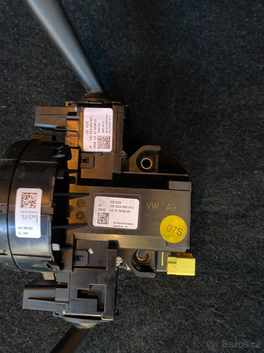 Passat b6 páčky směrovek a stěračů kroužek pod volantu - 5