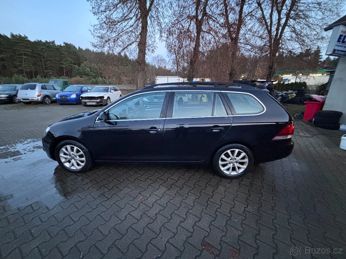 VW Golf 1.4 TSI • 90 kW • 2010 • 191 929 km • Servisní kniha - 5