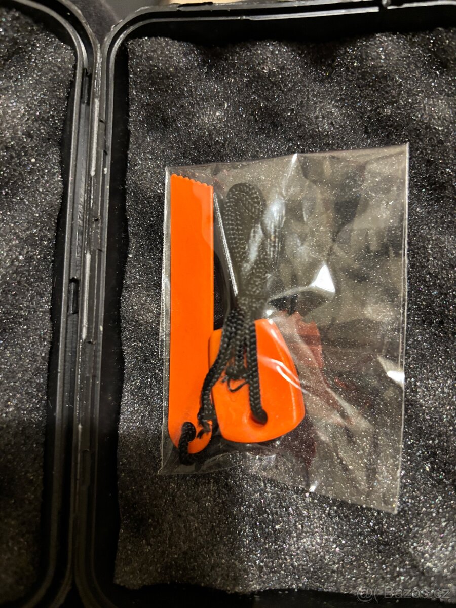 Taktická vesta + WADSN světlo + CO₂ zásobník set - 5