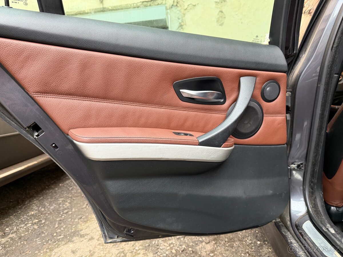 Bmw e91 320d po dilech - 5