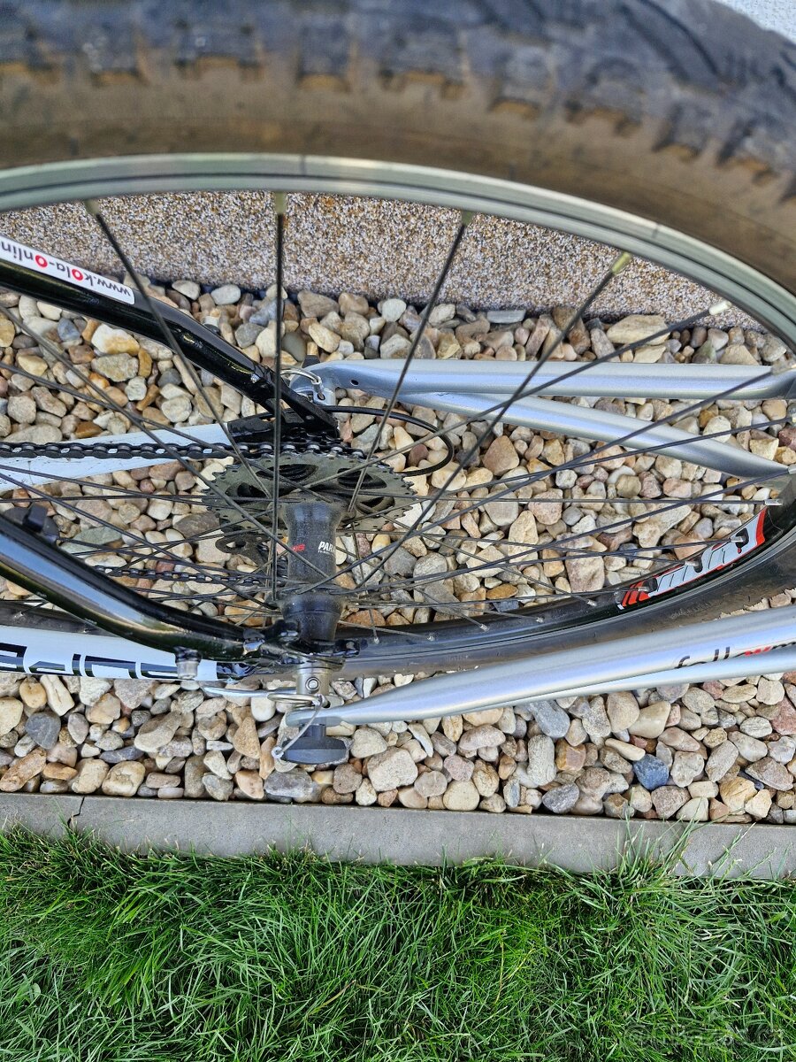 FOLLOW ME a horské kolo Superior XC825 - 5