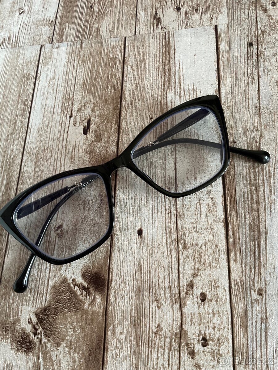 Samozatmavovací dioptrické brýle na dálku - 5