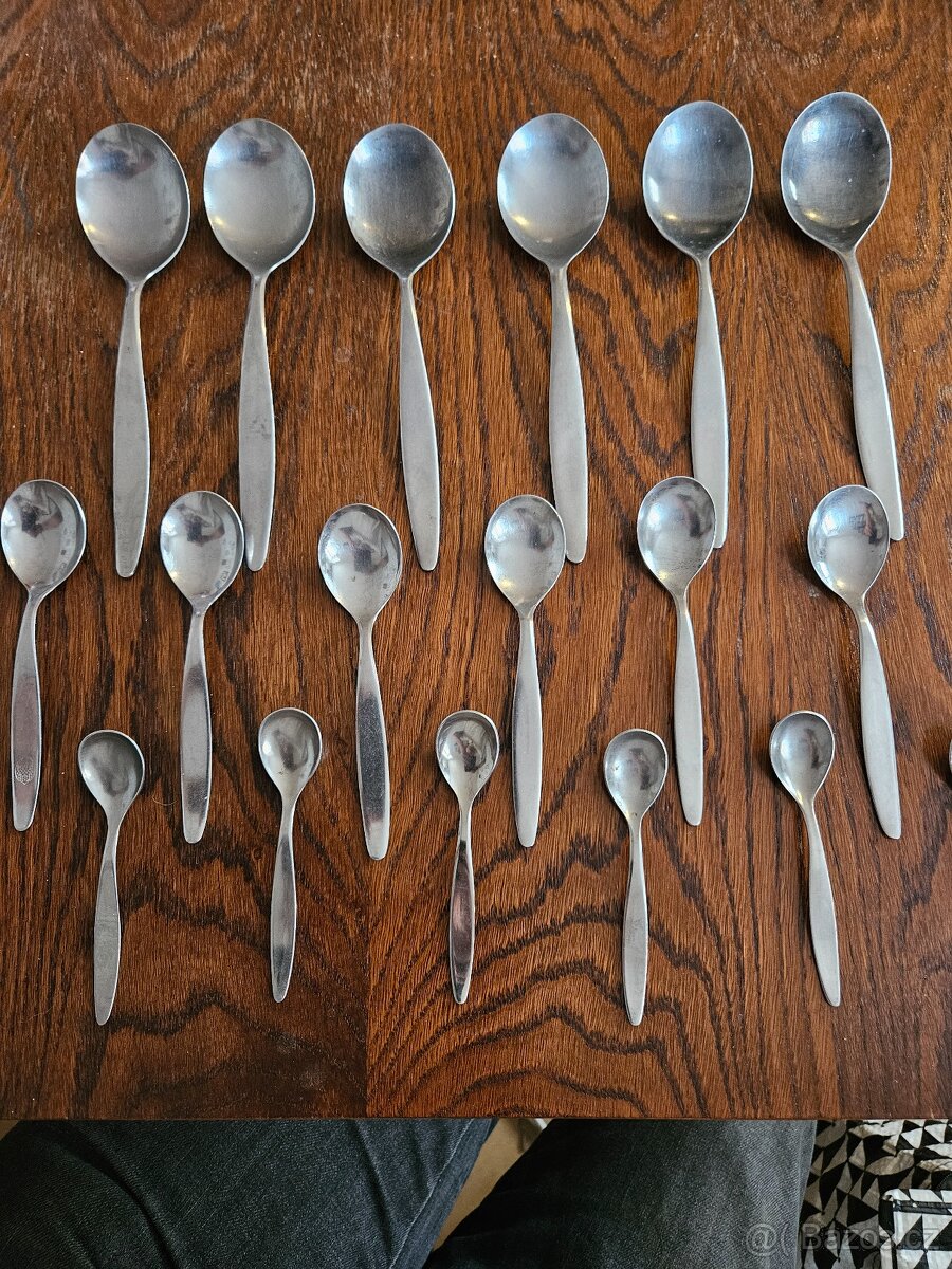 Prodám sadu nerezových příborů Sandrik - 5