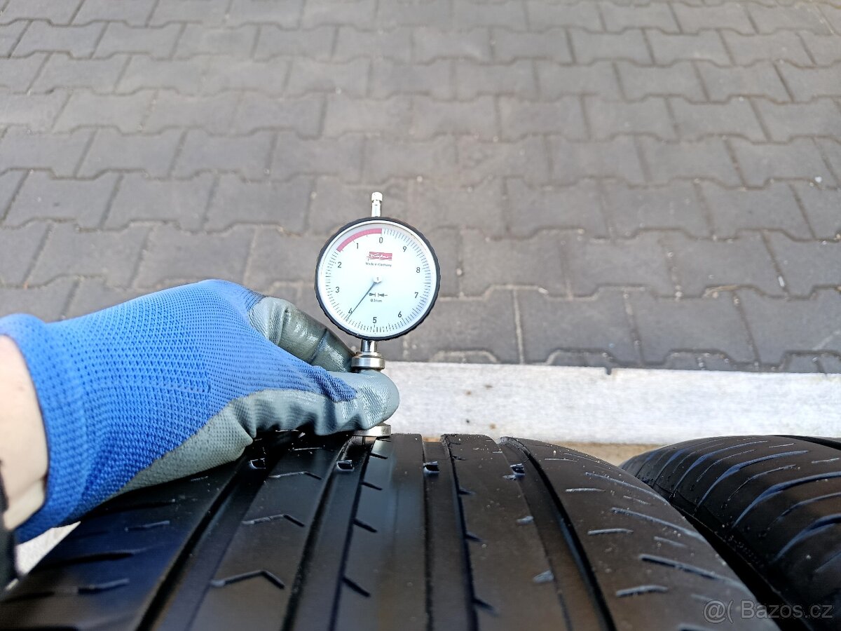 225/55/17 letní pneu continental - 5
