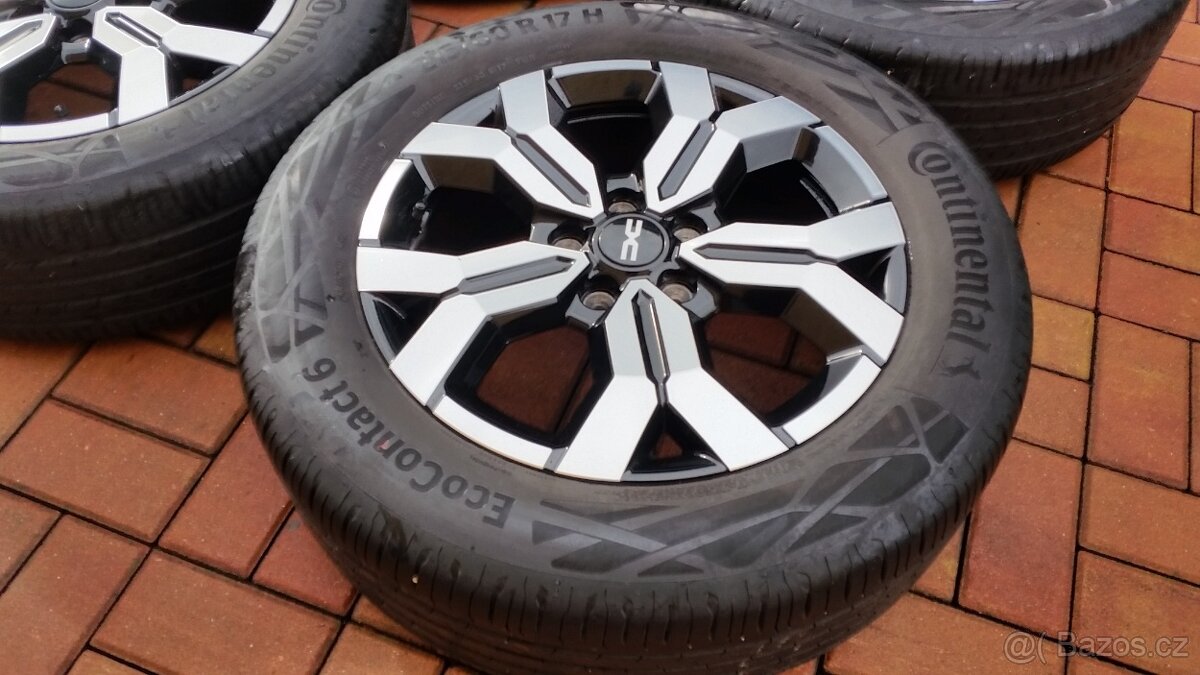 Letní sada DACIA DUSTER R17 pneu 215/60/17 - 5