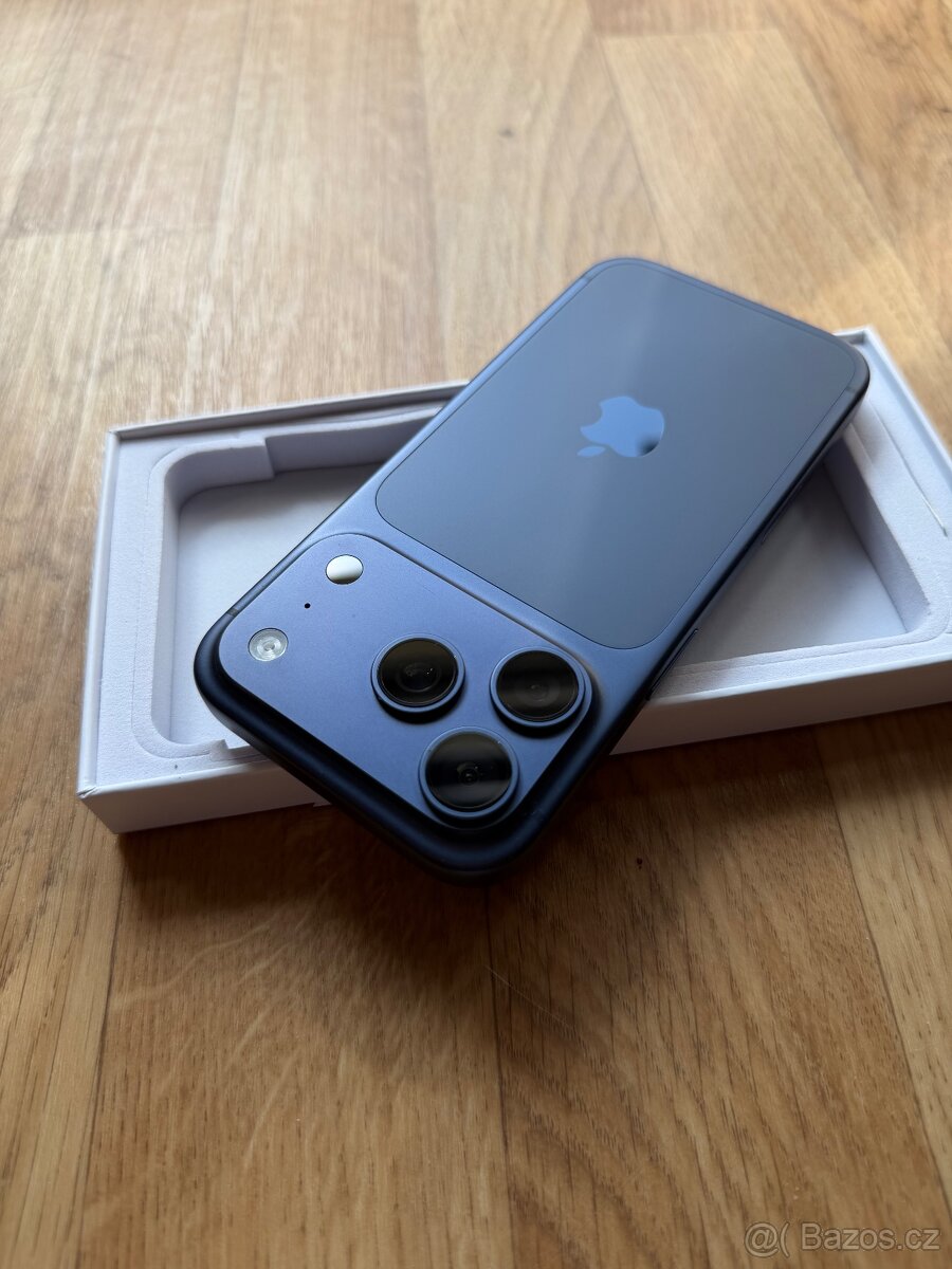Apple iPhone 17 Pro 256GB modrý - 5