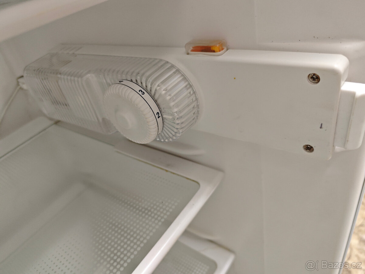 Lednice s mrazákem LIEBHERR KD2842 / 168cm - 5