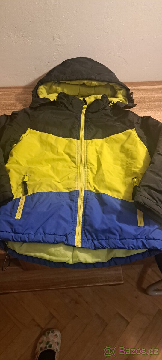 Balik oblečení kluk 122 az 128 něco 134 - 5