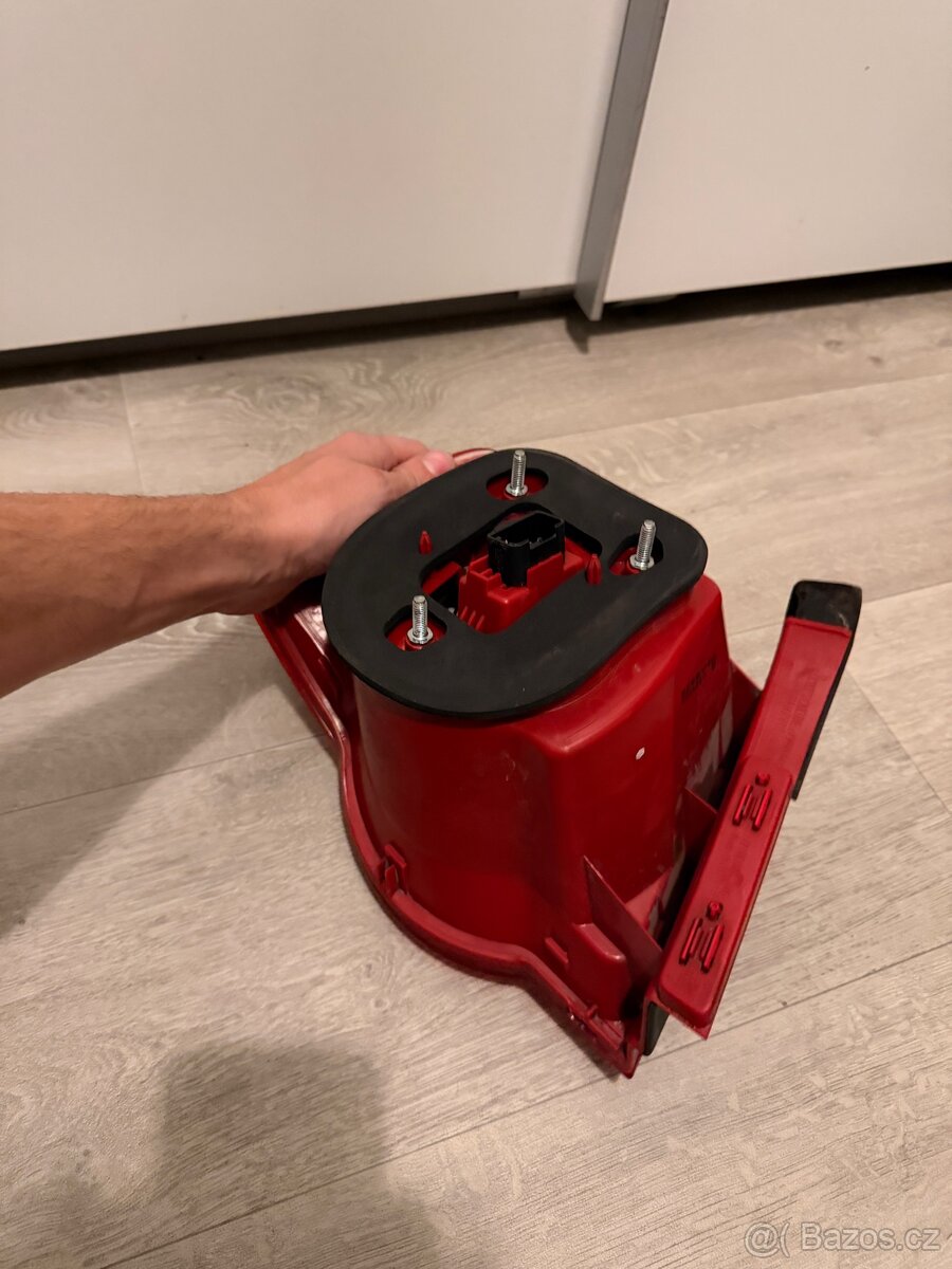 Zadní světlo na Passat B6 - 5