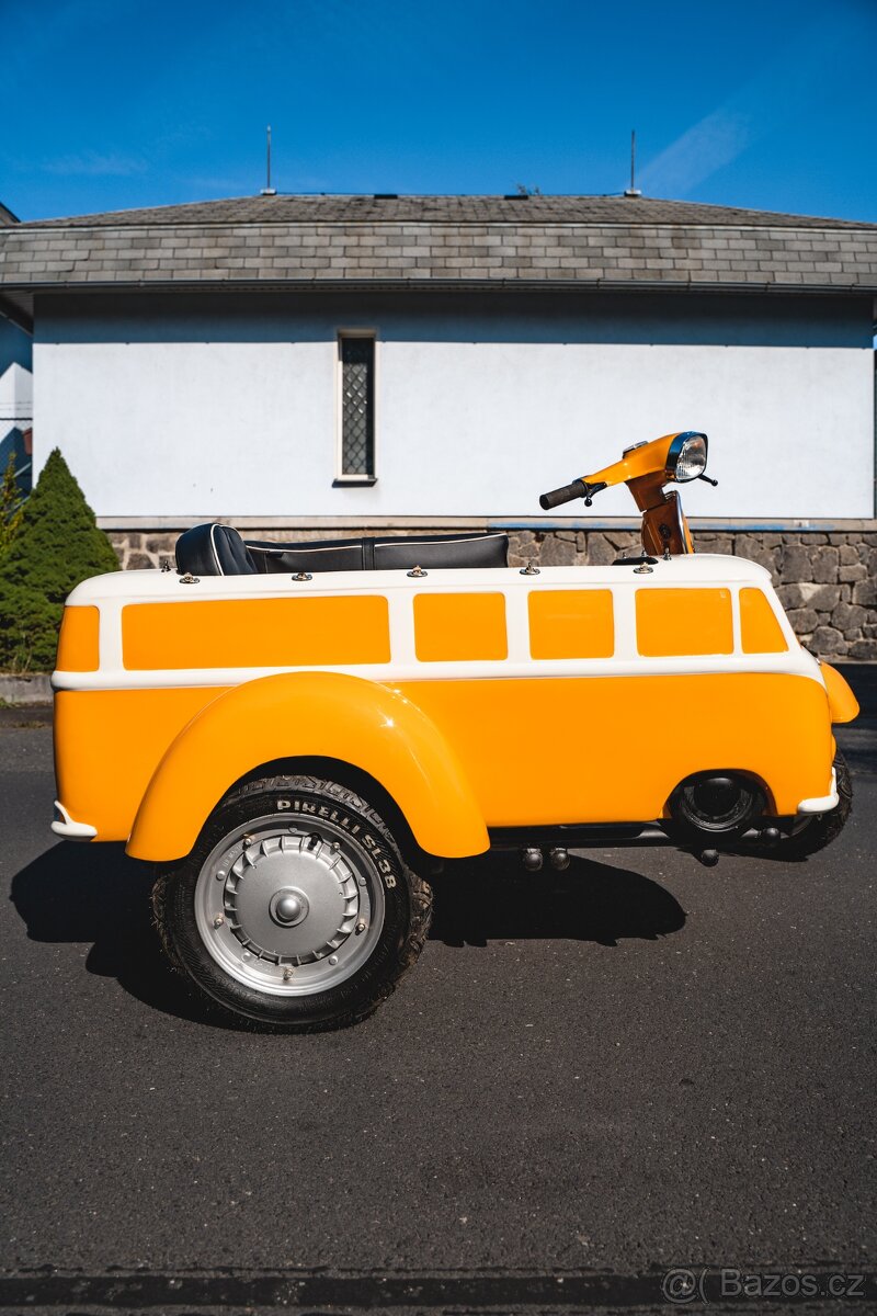 Motorka Piaggio Vespa 150CC (1976) SIDECAR - 5