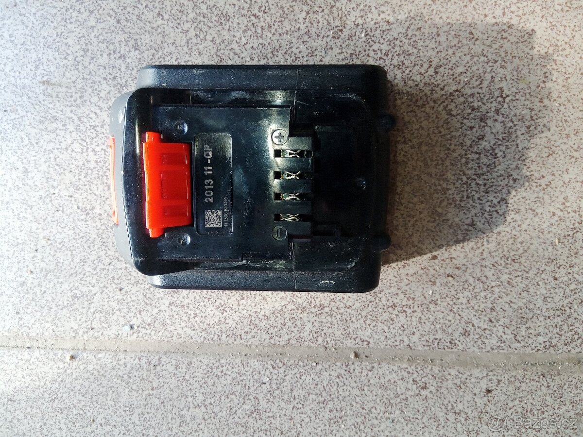 black decker strunová sekačka GLC1423L - 5