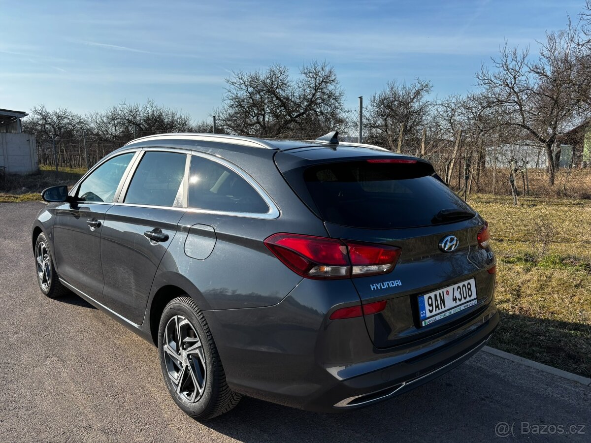 Hyundai i30 combi AT - 5