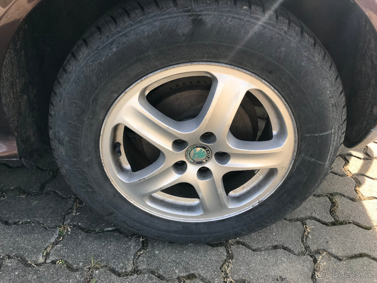 Skoda Octavia Combi 1999 1,6i 74kW AKL - díly - 5