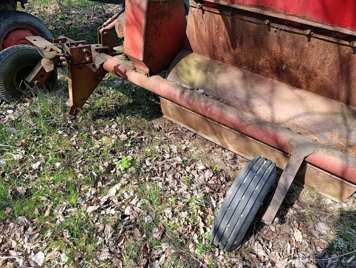 Řezačka na trávu - 5