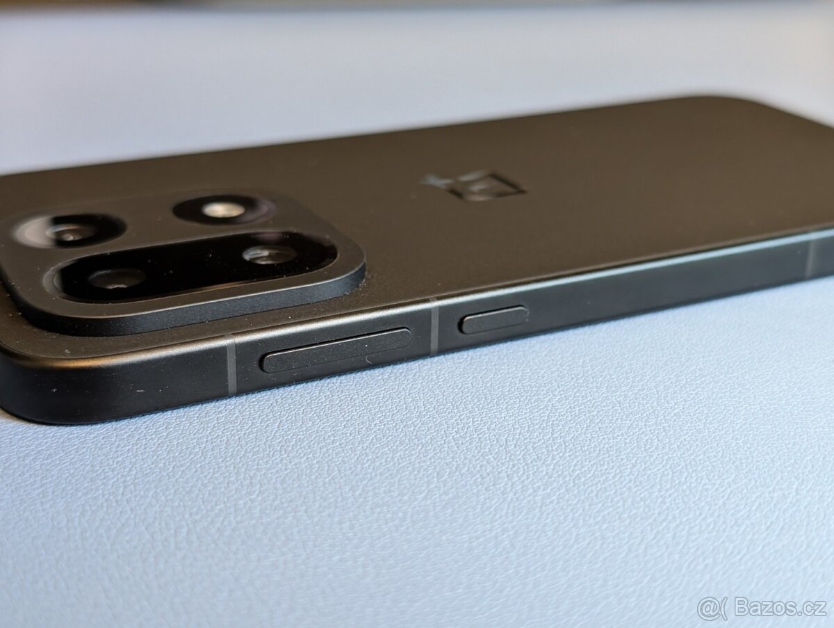 OnePlus 15 12GB/256GB - 5