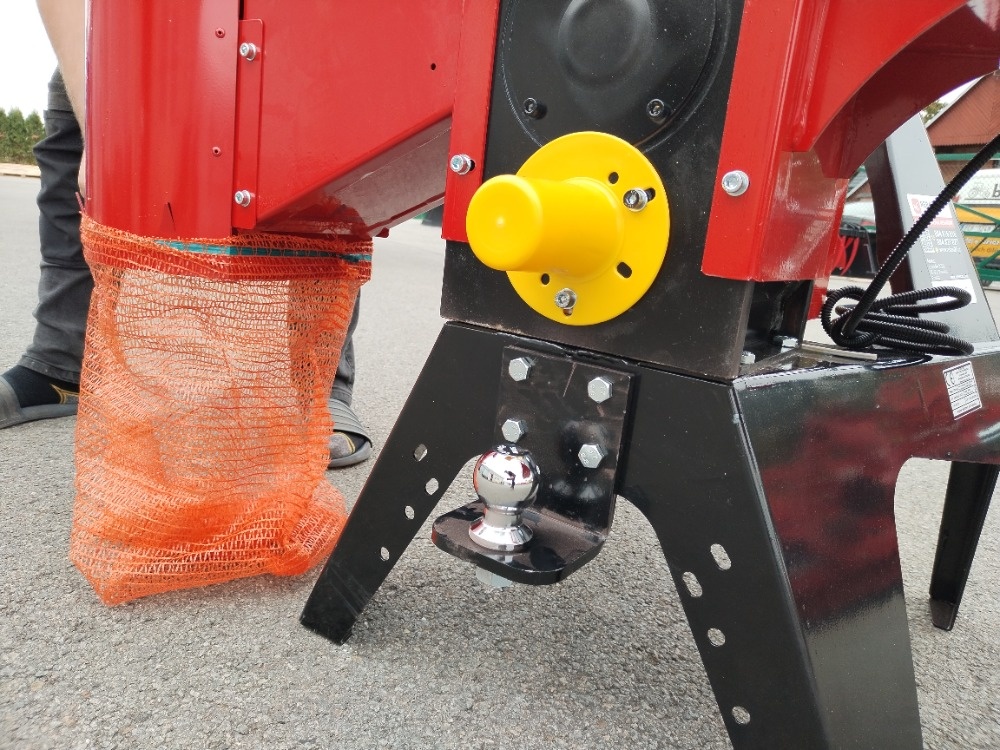 Prodám štěpkovač a špalíčkovač - 5
