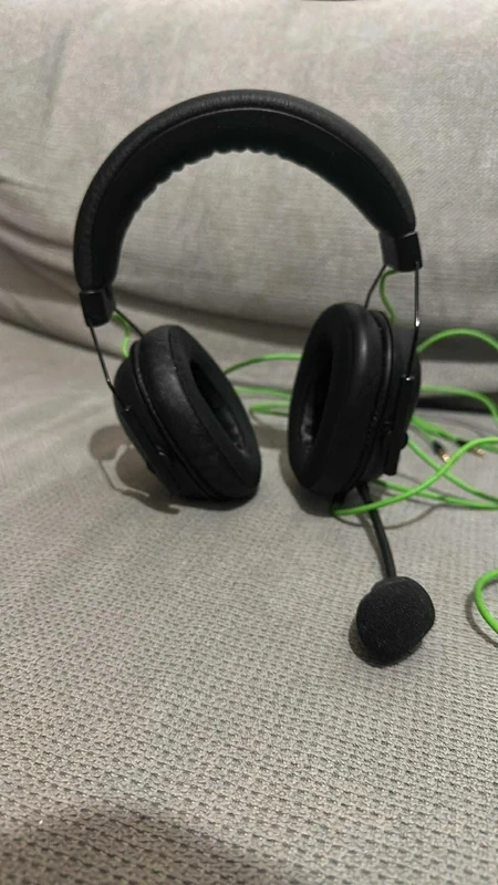 Sluchátka RAZER BLACKSHARK - 5