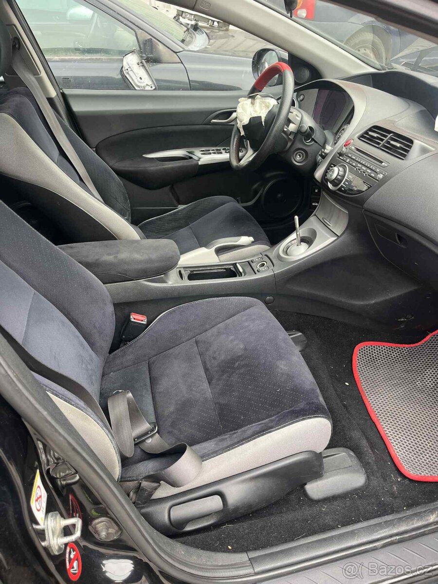 Honda Civic 8g UFO 2.2 icdti - 5