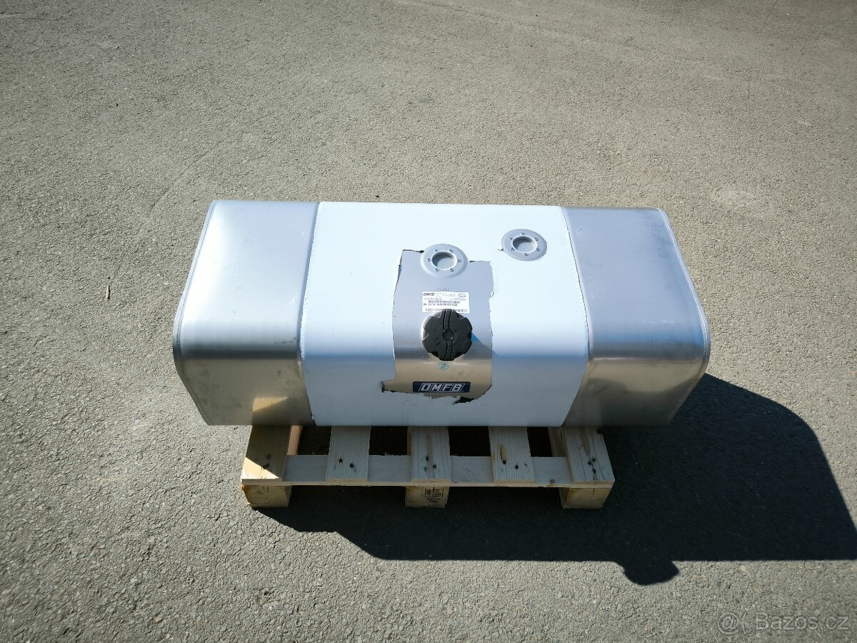 Hydraulické/Palivové nádrže - 5