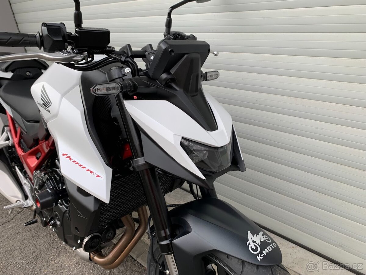 Honda CB 750 Hornet 35kW NOVÝ MODEL - 5