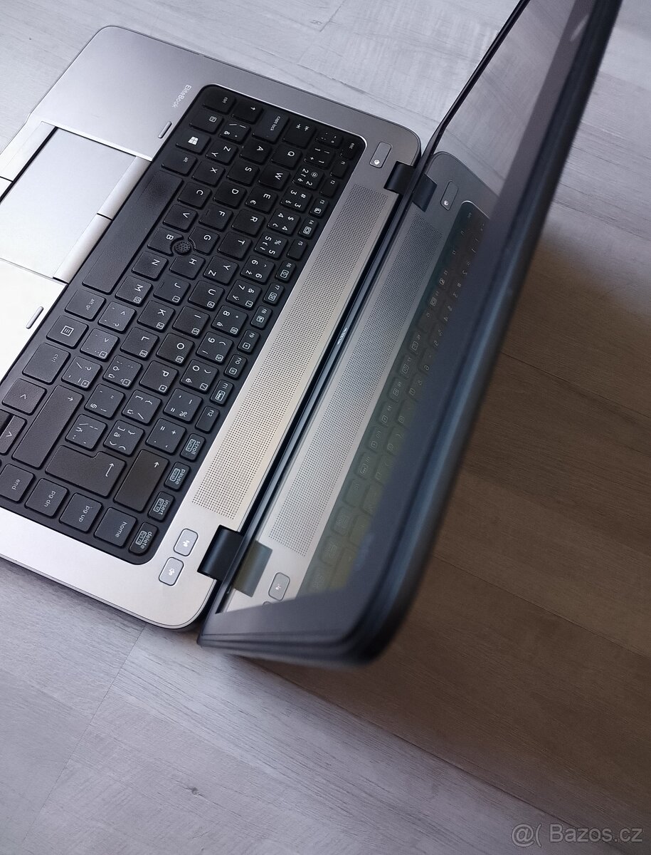 HP EliteBook 840, 4GB, i5 2.20GHz, W11 - 5