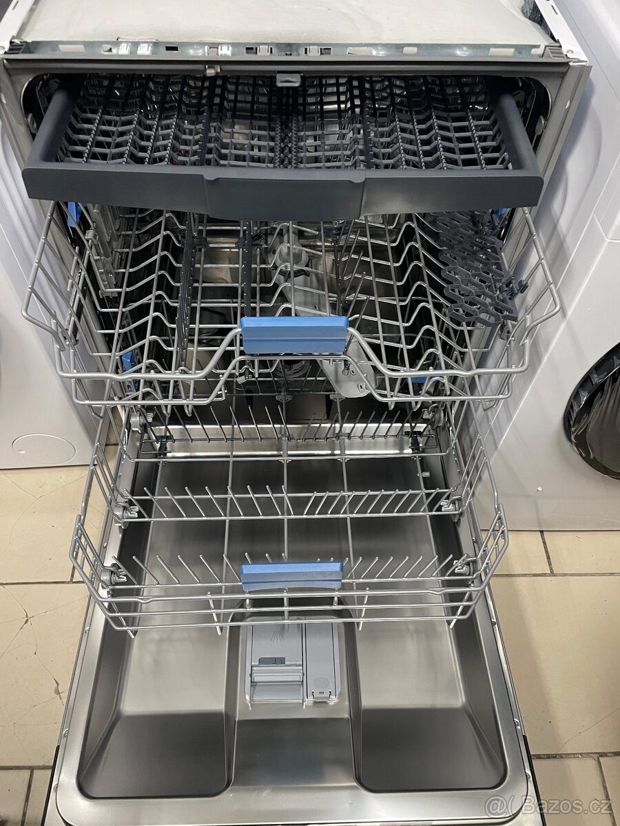 Nepoužitá myčka Beko BDIN36530 - 5