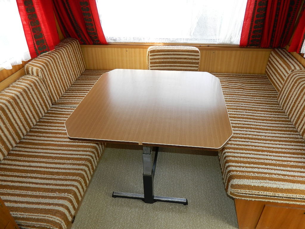 Dvouosý karavan Fendt - 5