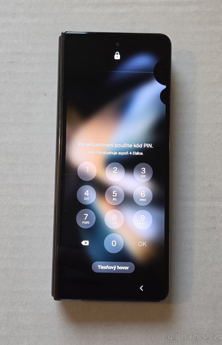 Samsung Galaxy Z Fold 4 poškozený - 5