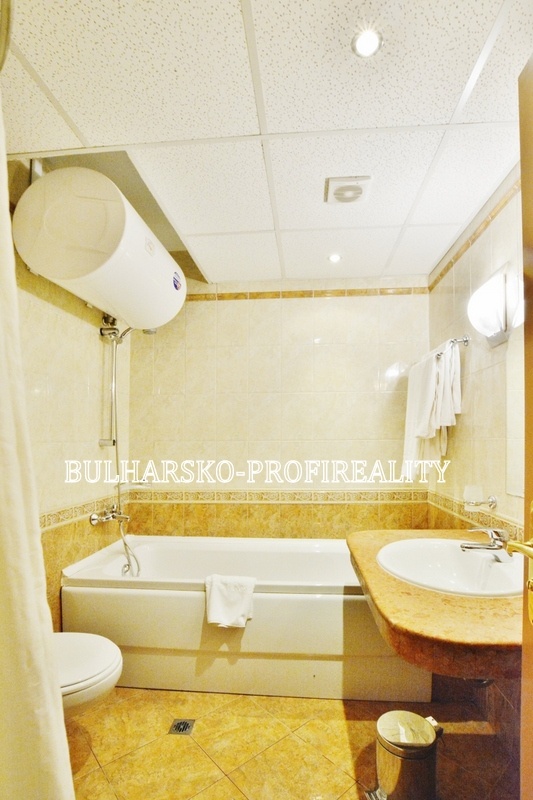 Luxusní apartmán 2+kk (68 m²) v první linii s bočním výhlede - 5