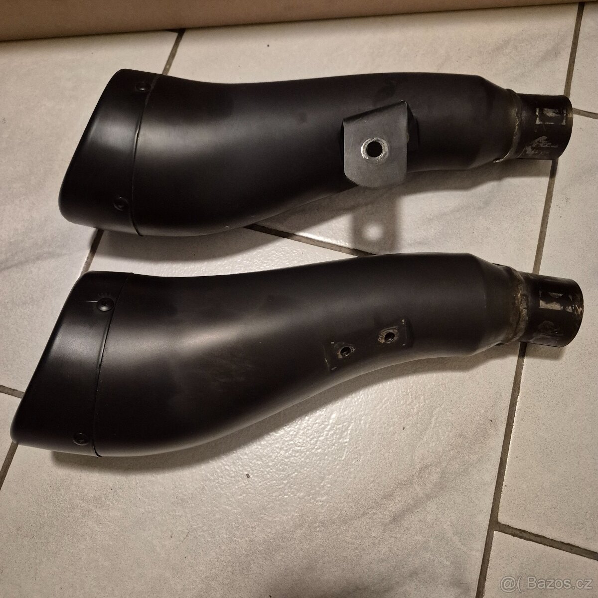 Koncovky výfuků na Indian Scout - 5