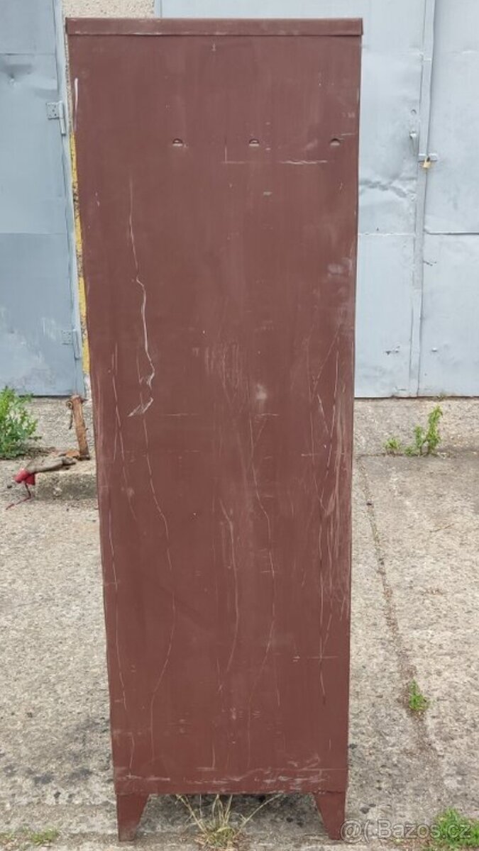Prodám plechovou skříň, 3 ks k dispozici - 5