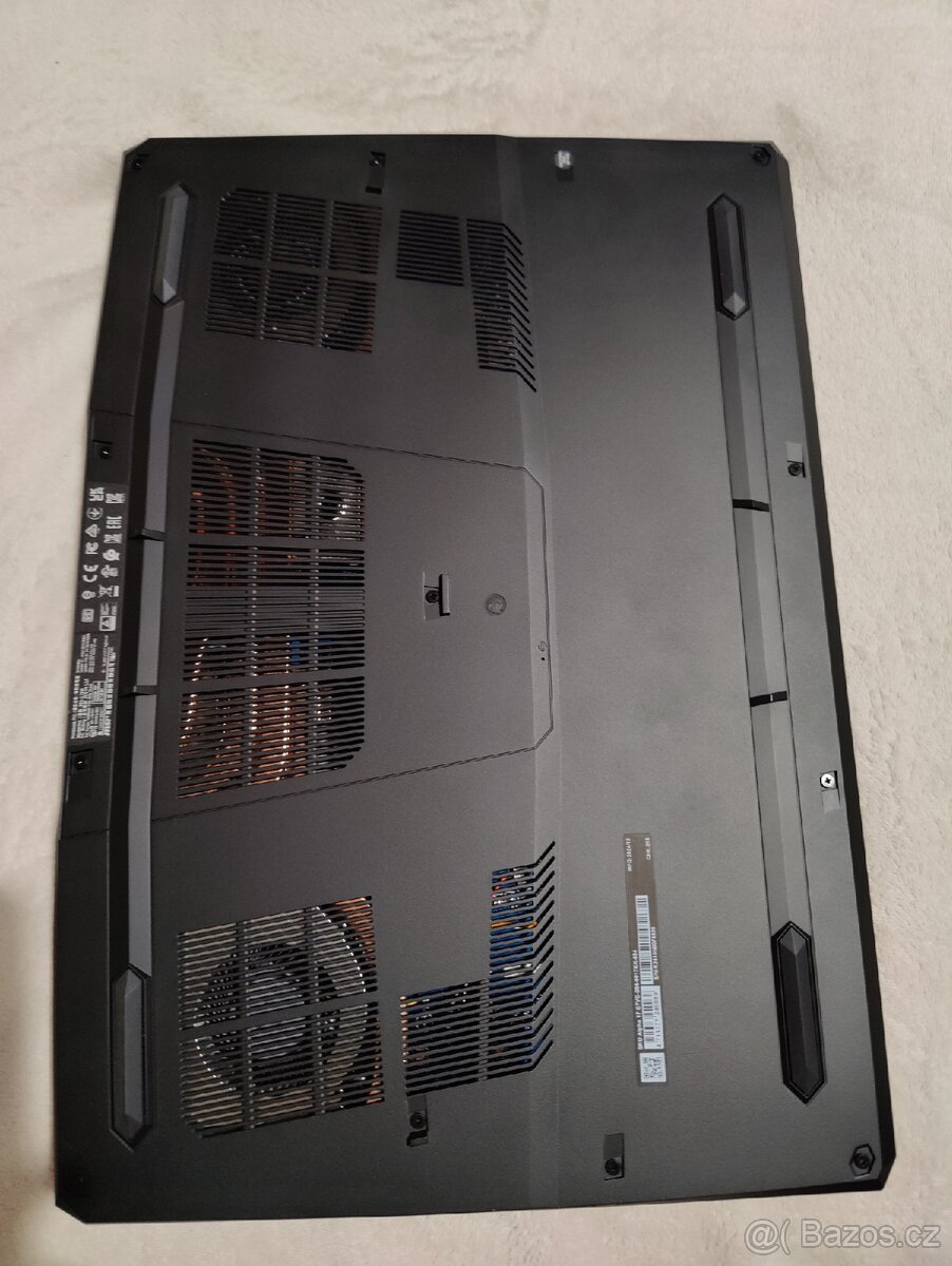 Herní notebook Msi A17 Alpha - 5