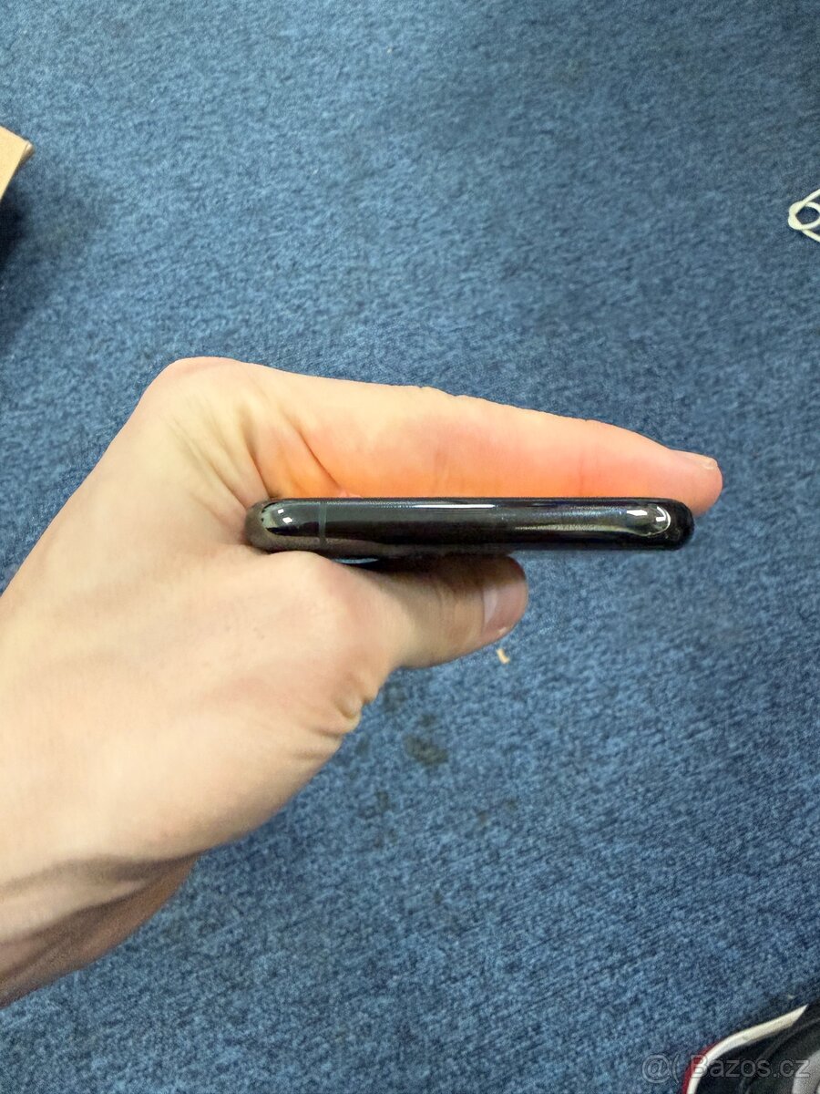 iPhone 11 Pro 64GB – Midnight Green - 5