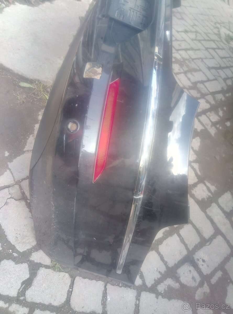 Zadní nárazník Passat CC rok 2009 poškozený - 5