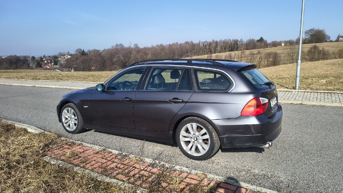 BMW 330d Touring, 2006, manuál, 420 000 km
- 5