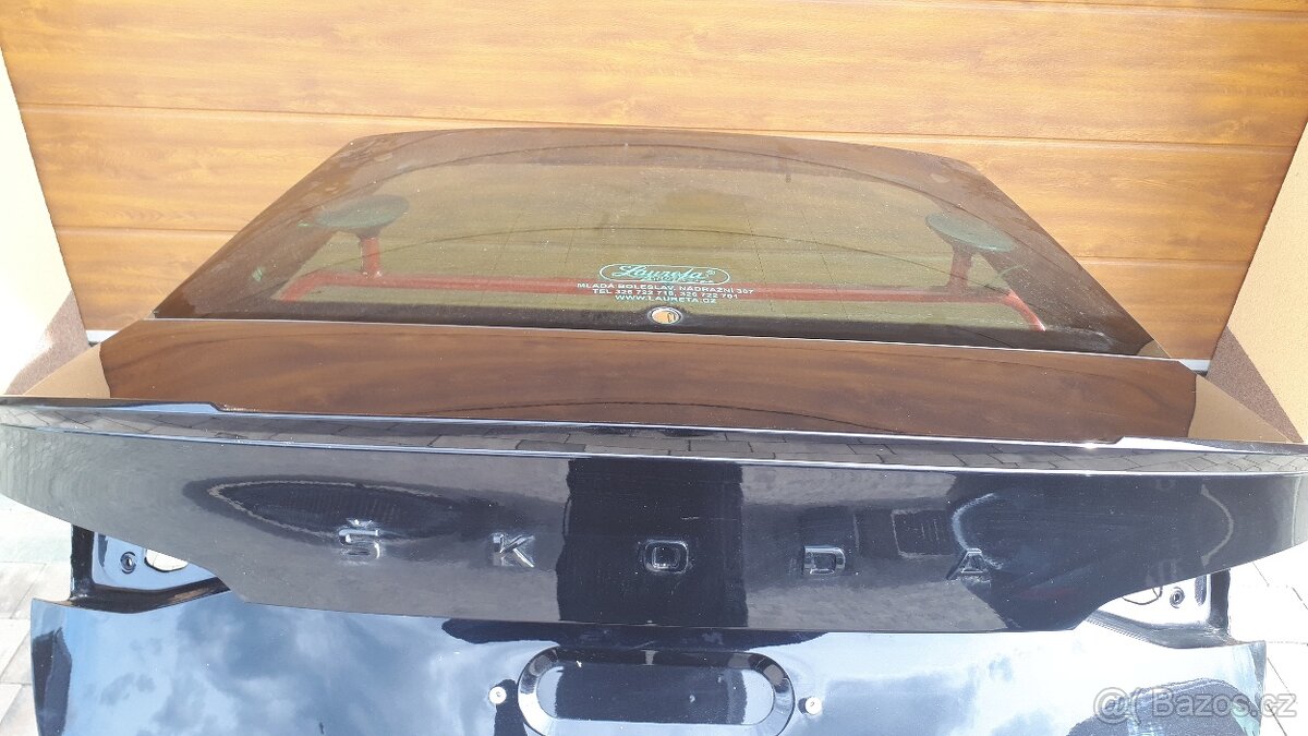 Škoda Octavia IV 4 zadní dveře - 5