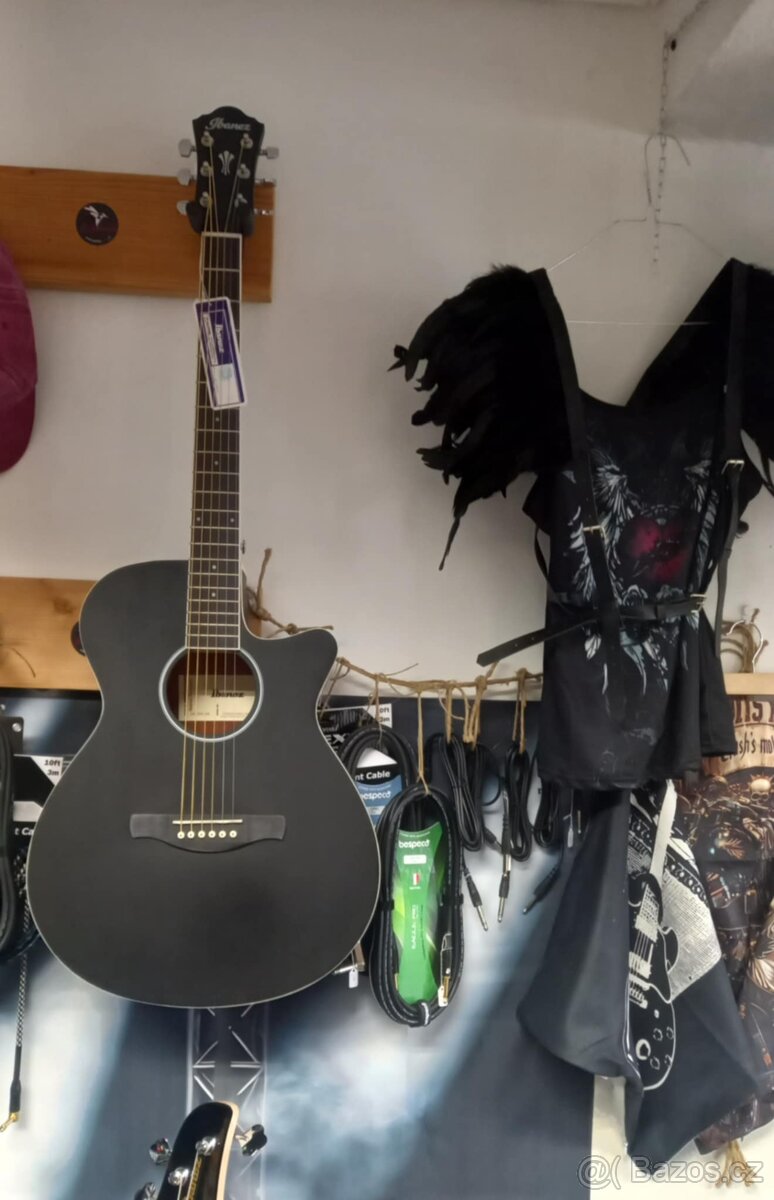 Rocková a hudební prodejna - 5