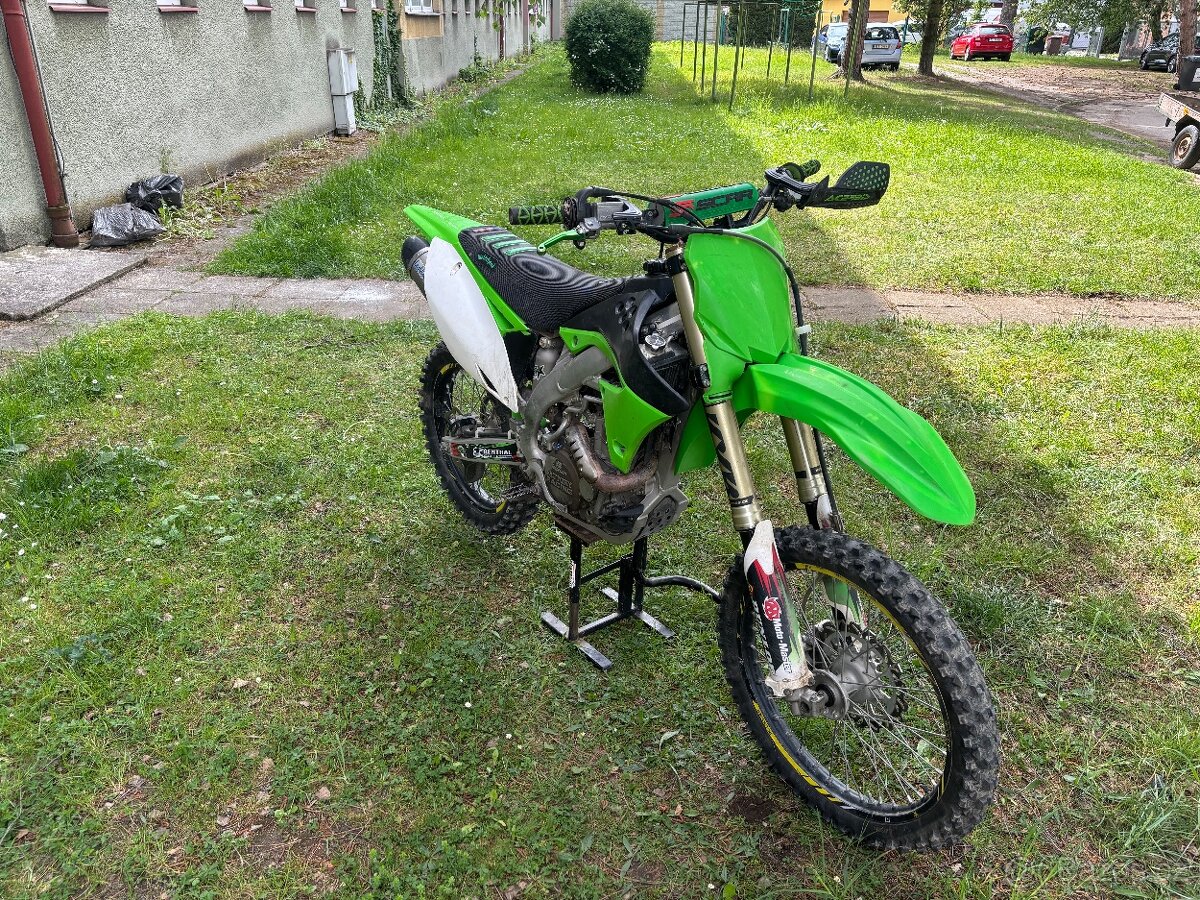 Kawasaki KX 450F - 5