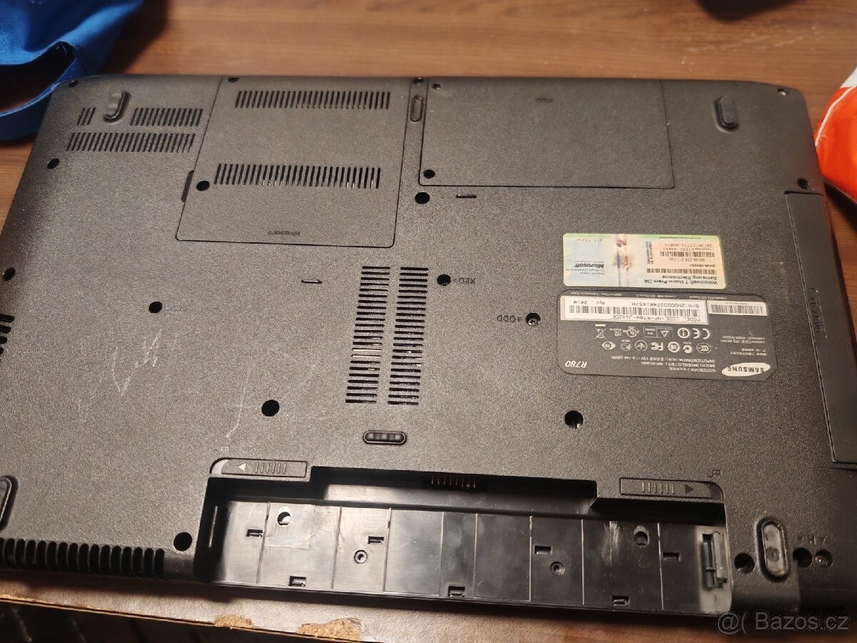 Samsung R780 na díly - 5