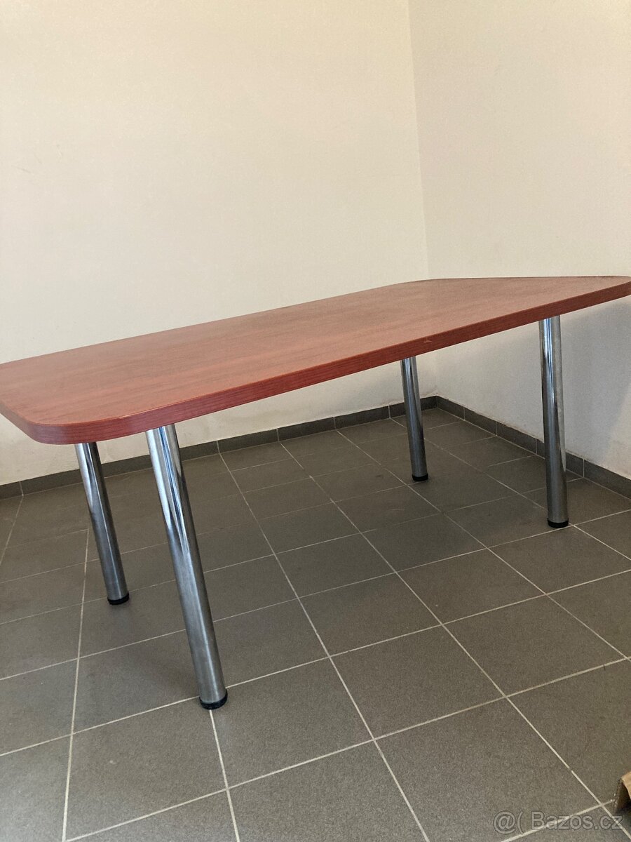 Jidelni stul - 5