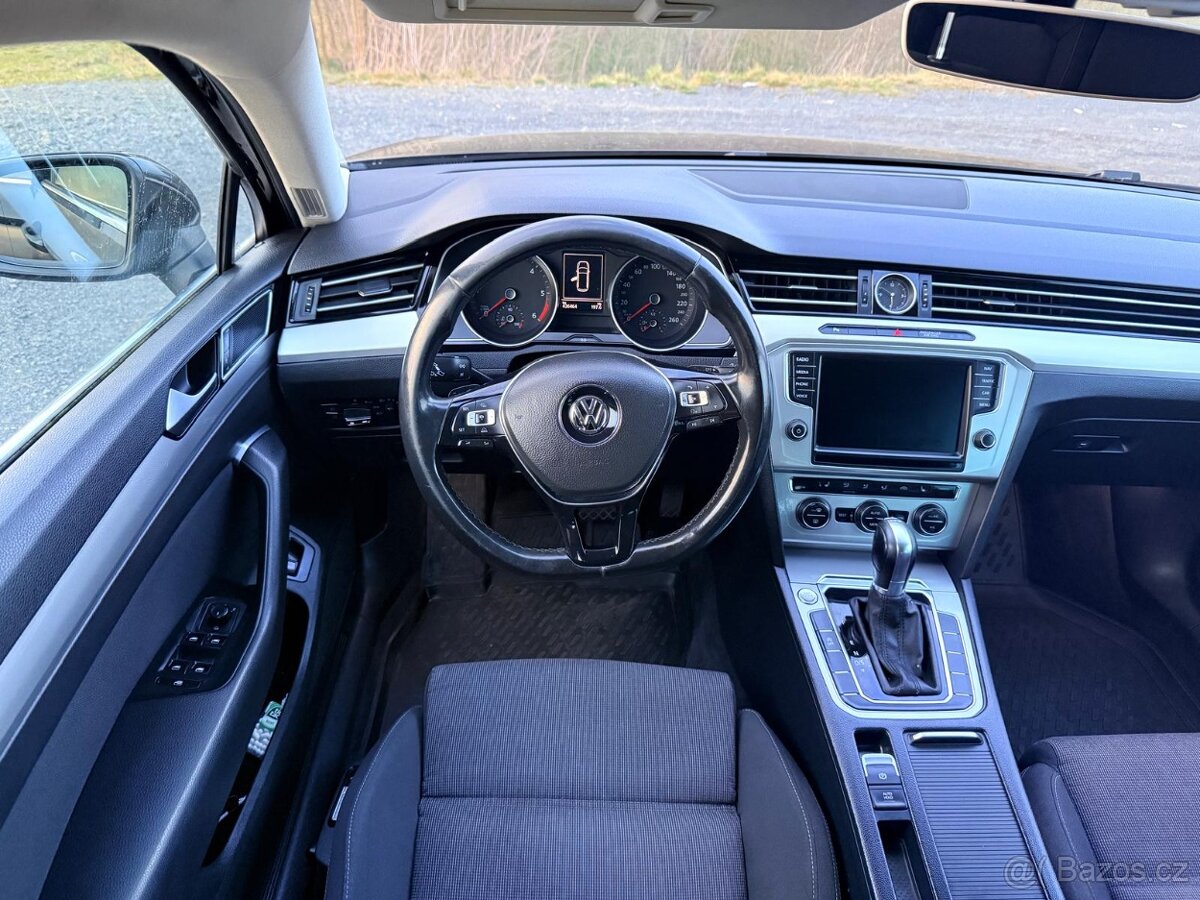 VOLKSWAGEN PASSAT B8 - 5