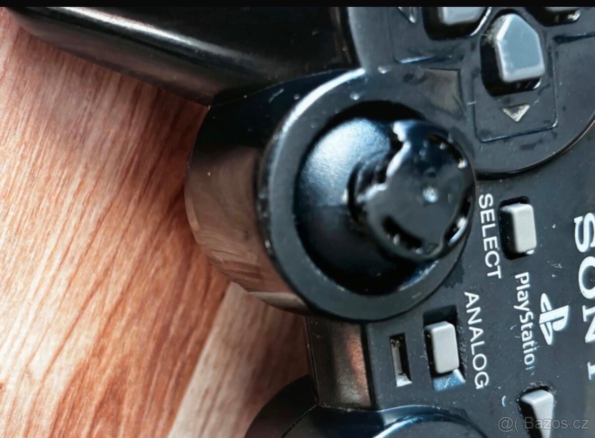 Prodám PlayStation 2 + 2 hry - 5