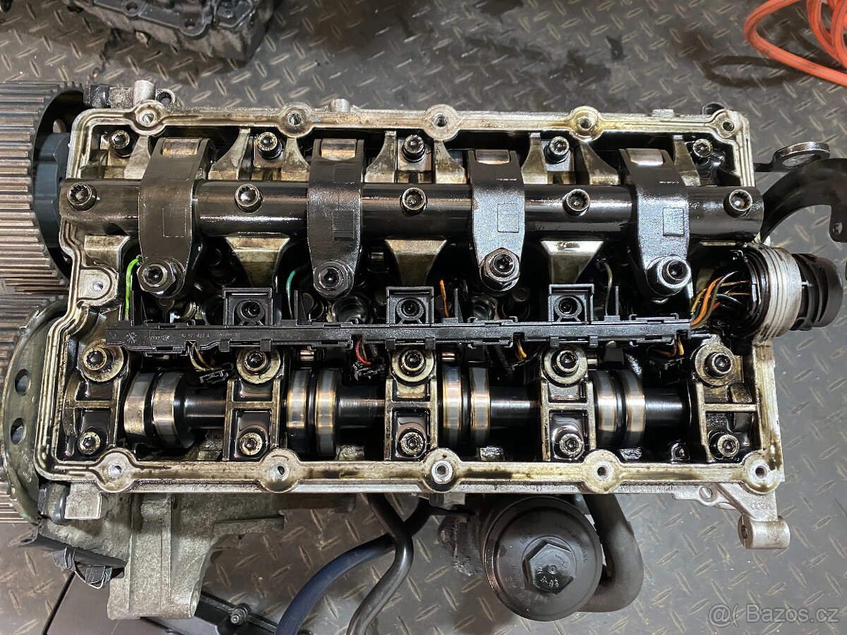 Motor BKD 2.0 TDI 103kW - blok, sání, EGR - 5