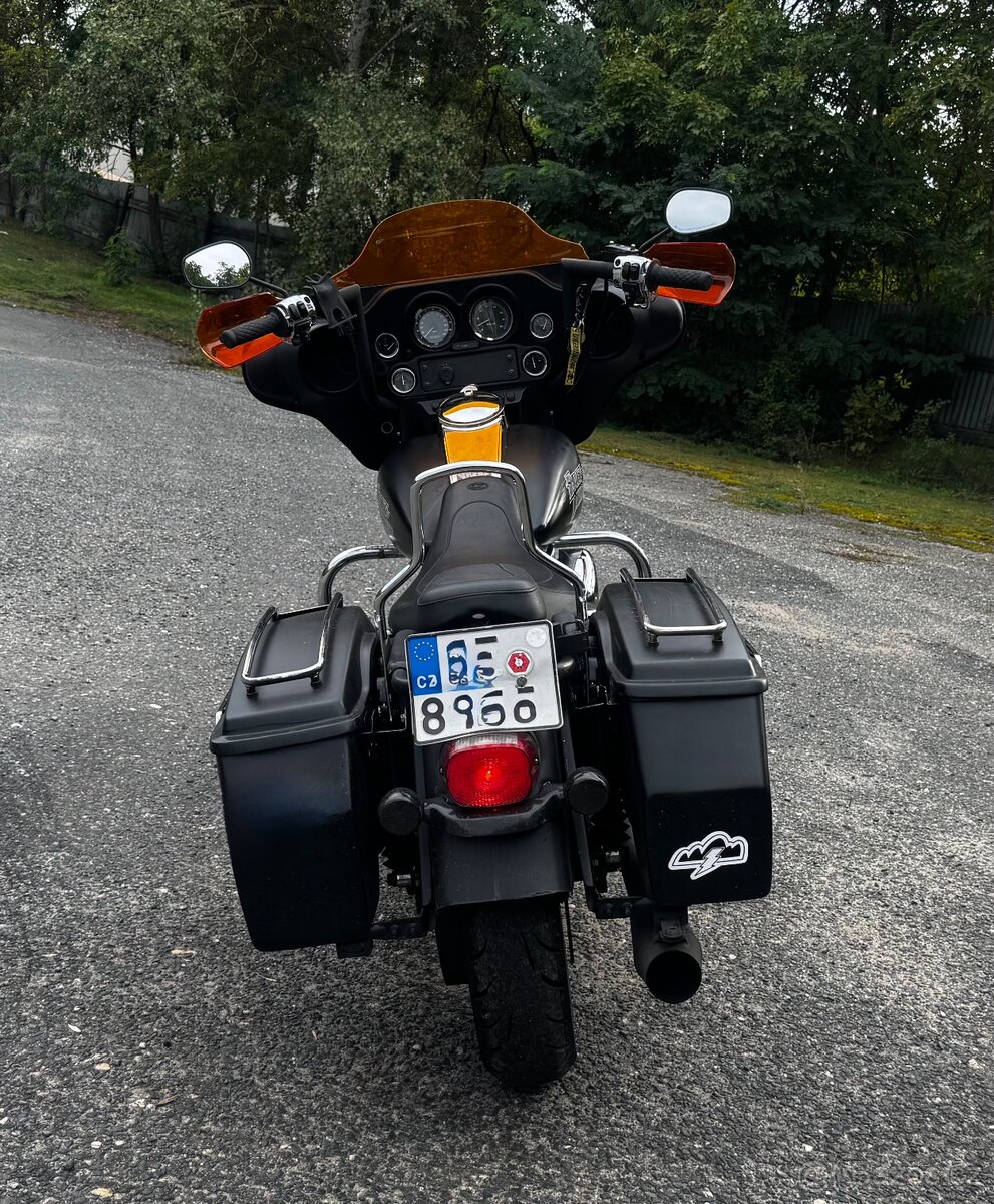 Harley Davidson Electra Glide TC88 - 5