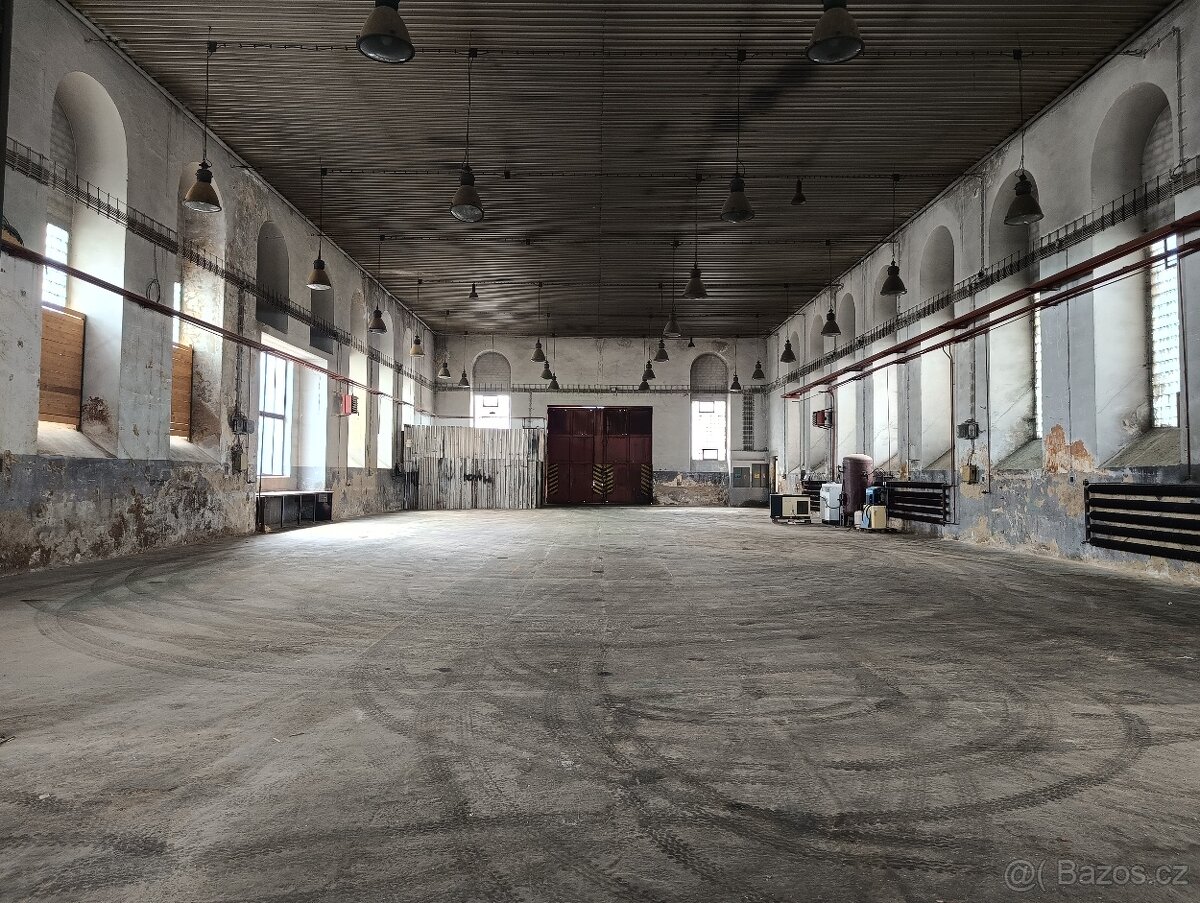 Skladovací hala 700m² - 5