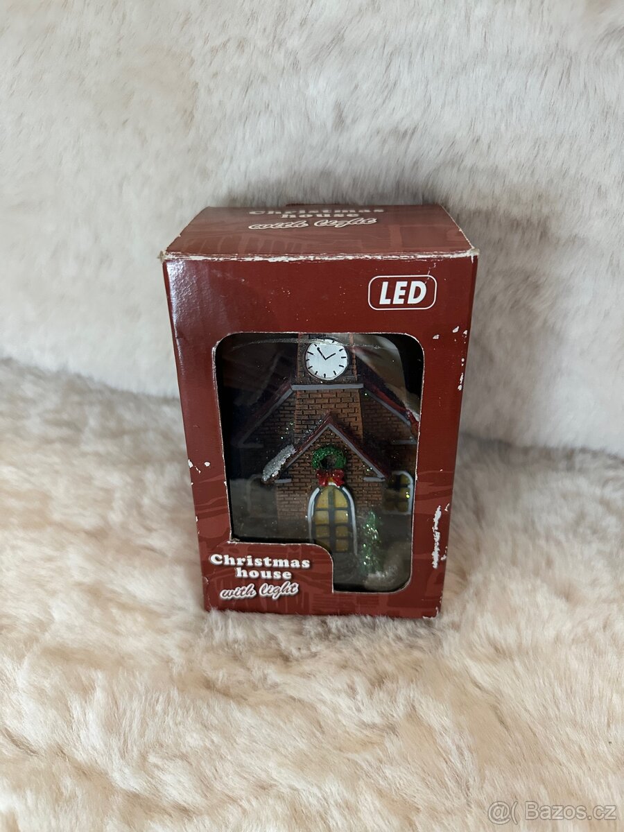 Dekorační domeček – možnost svícení - 5