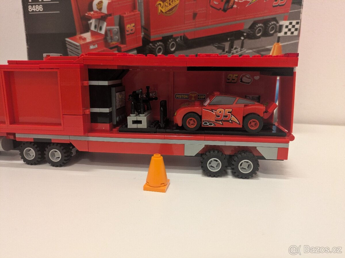 Lego McQueen 8486 Mack's Team Truck - 5