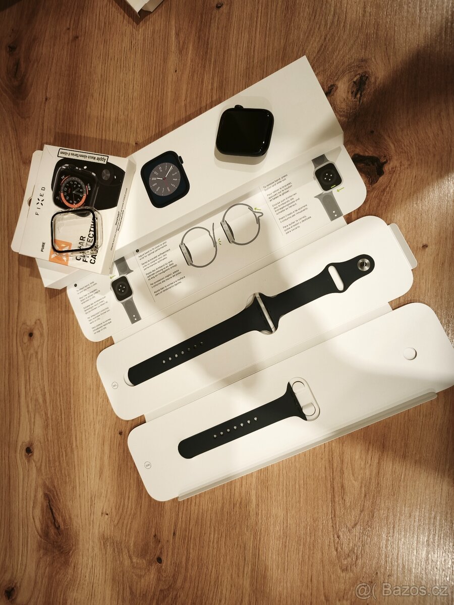 Apple iPhone 15 Pro max + Apple Watch 8 - 5