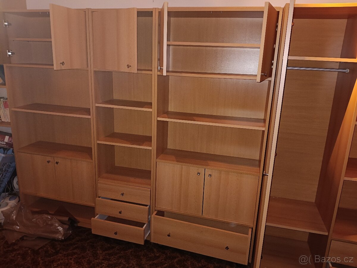Skříňová stěna - 5